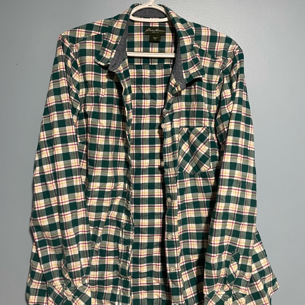 Eddie Bauer plaid flannel! Great for layering or oversized look. SO cute!